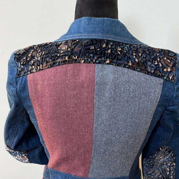 Vintage Denim Blazer - Picture 4 of 7